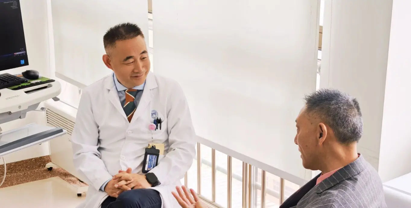 A Chinese specialist discussing a case directly with a patient.